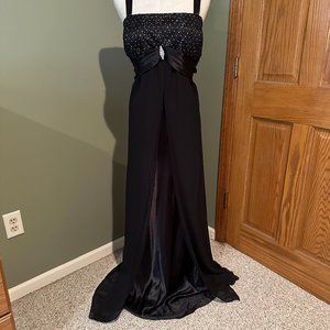 WOMENS BLACK ASPEED FORMAL DRESS SIZE 4XL  #648